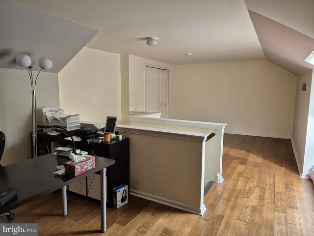 262 TULIP TREE CT, Blue Bell, PA 19422