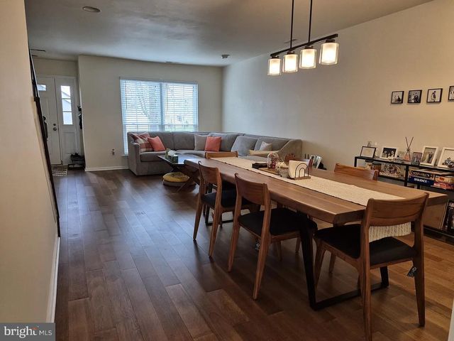 262 TULIP TREE CT, Blue Bell, PA 19422