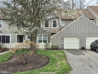 262 TULIP TREE CT, Blue Bell, PA 19422