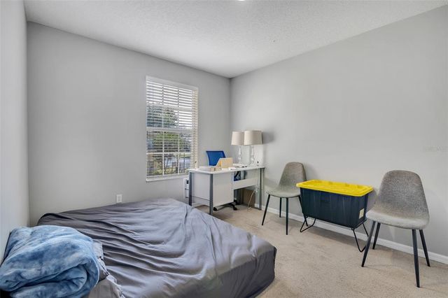509 CRESTING OAK CIRCLE 73, Orlando, FL 32824