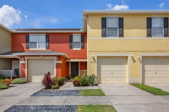 509 CRESTING OAK CIRCLE 73, Orlando, FL 32824