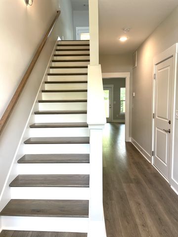 224 Stonecrest Cir, Nashville, TN 37209