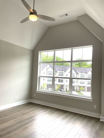 224 Stonecrest Cir, Nashville, TN 37209