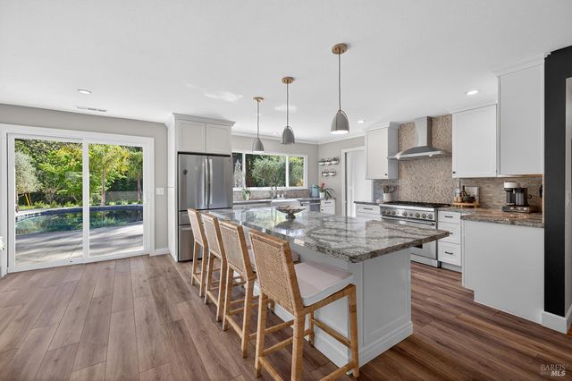 5846 Monte Verde Dr, Santa Rosa, CA 95409