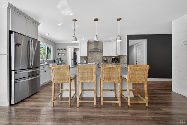 5846 Monte Verde Dr, Santa Rosa, CA 95409