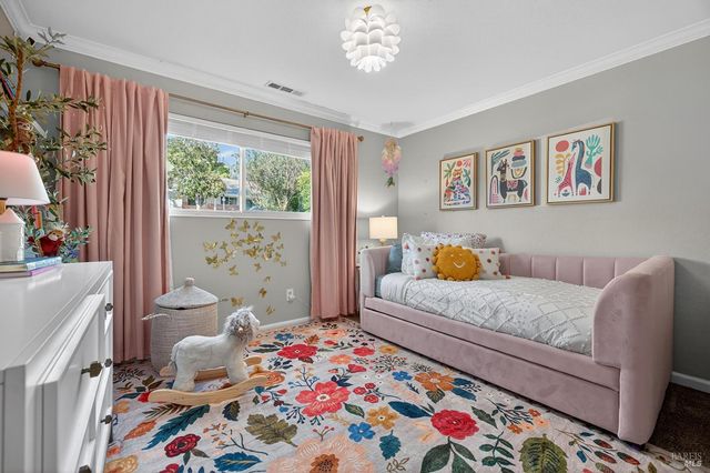 5846 Monte Verde Dr, Santa Rosa, CA 95409