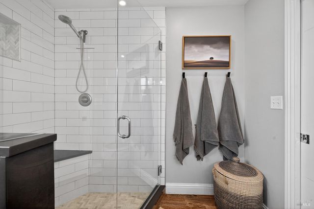 5846 Monte Verde Dr, Santa Rosa, CA 95409