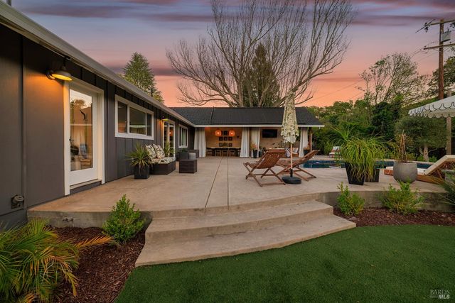 5846 Monte Verde Dr, Santa Rosa, CA 95409