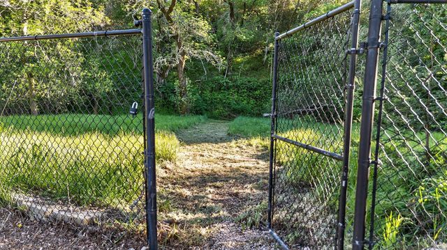 5846 Monte Verde Dr, Santa Rosa, CA 95409