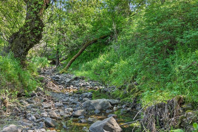 5846 Monte Verde Dr, Santa Rosa, CA 95409