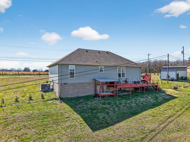 198 L Mitchell Rd, Flintville, TN 37335