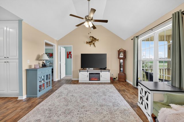 198 L Mitchell Rd, Flintville, TN 37335