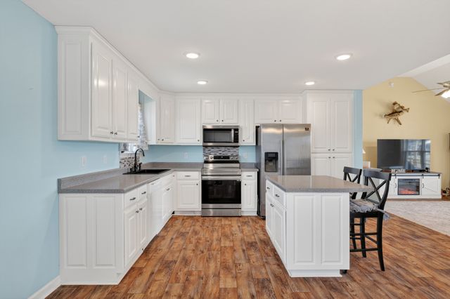 198 L Mitchell Rd, Flintville, TN 37335