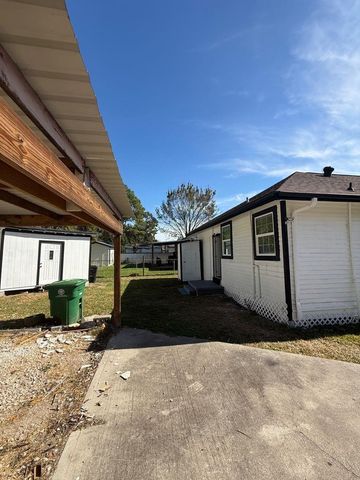 8407 Carolwood Drive, Houston, TX 77028