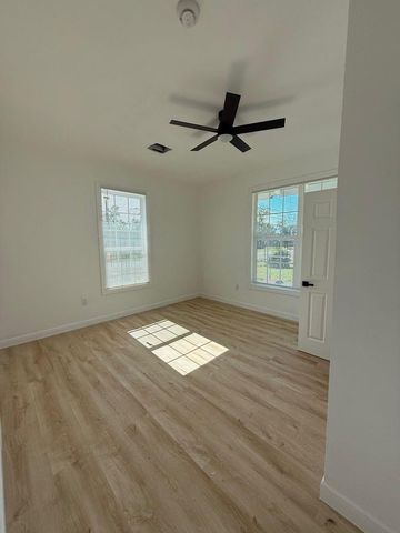 8407 Carolwood Drive, Houston, TX 77028