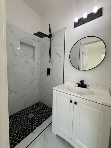 8407 Carolwood Drive, Houston, TX 77028