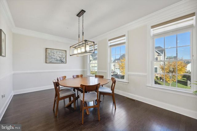 831 STONECLIFFE RD, Malvern, PA 19355