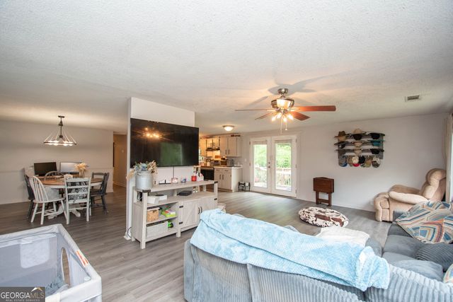 2151 Blue Creek Road, Hogansville, GA 30230