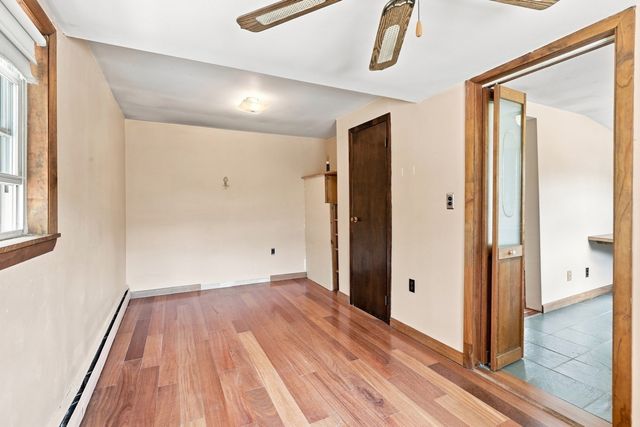 5 Pond Ln Ext, Billerica, MA 01821