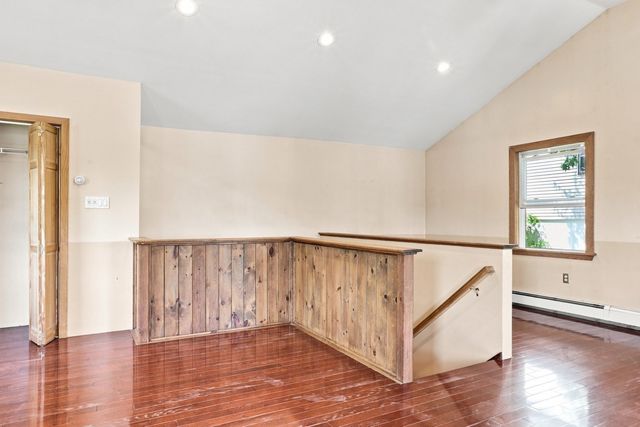 5 Pond Ln Ext, Billerica, MA 01821