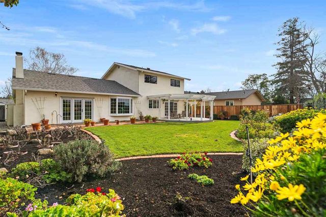 2059 Westbrook Ln, Livermore, CA 94550