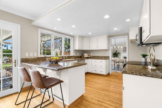 2059 Westbrook Ln, Livermore, CA 94550