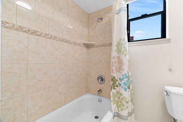 2059 Westbrook Ln, Livermore, CA 94550