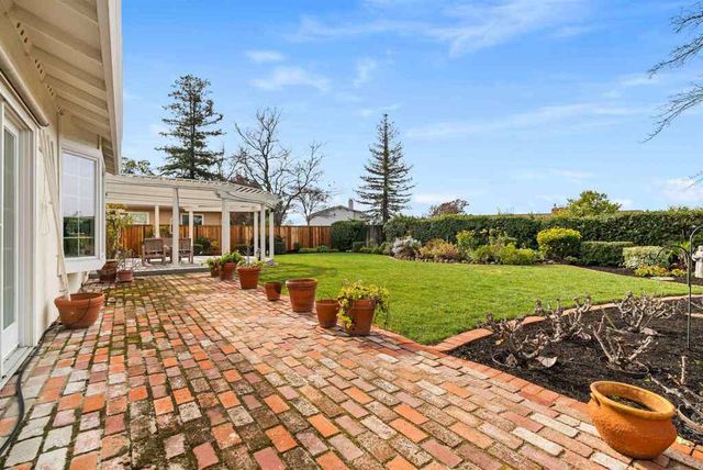 2059 Westbrook Ln, Livermore, CA 94550