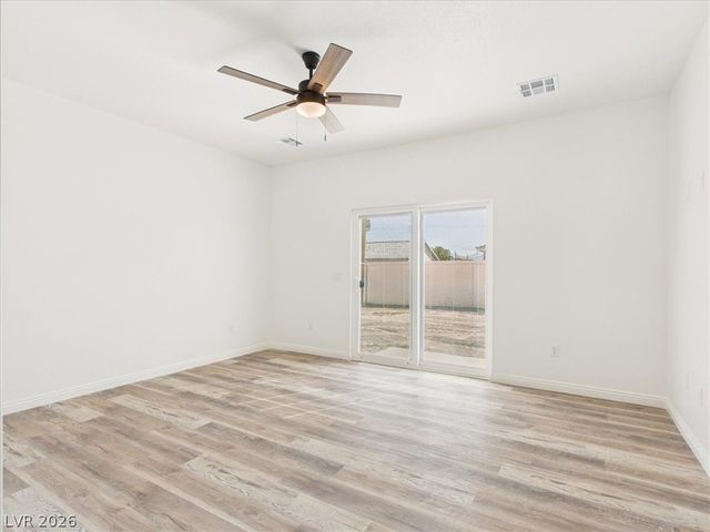 931 Lone Pine Road, Pahrump, NV 89048