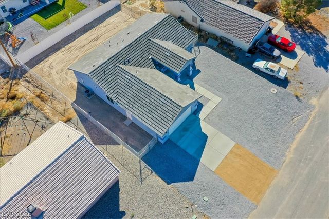 931 Lone Pine Road, Pahrump, NV 89048