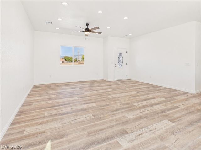 931 Lone Pine Road, Pahrump, NV 89048
