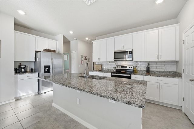 2379 GOLD DUST DRIVE, Minneola, FL 34715