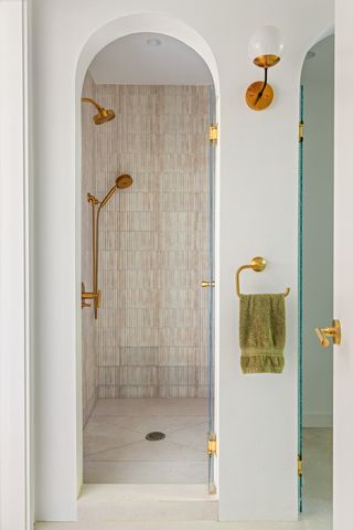 24 MIDDAGH Street, New York City, NY 11201