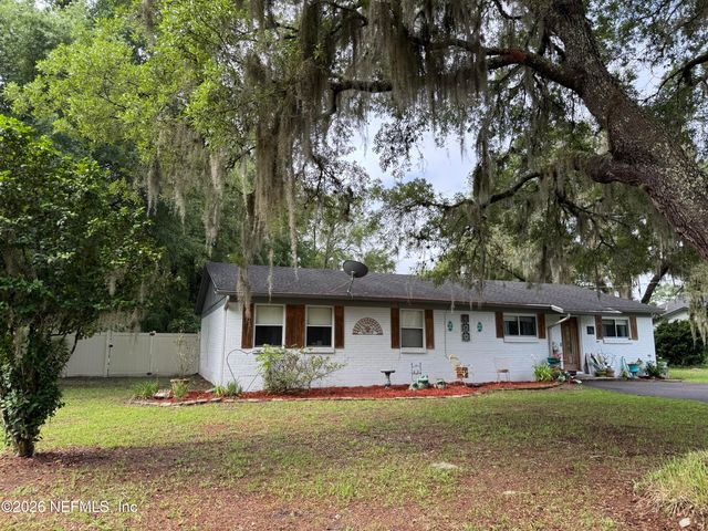 580 ARTHUR MOORE Drive, Green Cove Springs, FL 32043