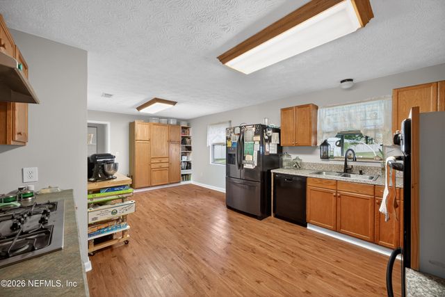 580 ARTHUR MOORE Drive, Green Cove Springs, FL 32043