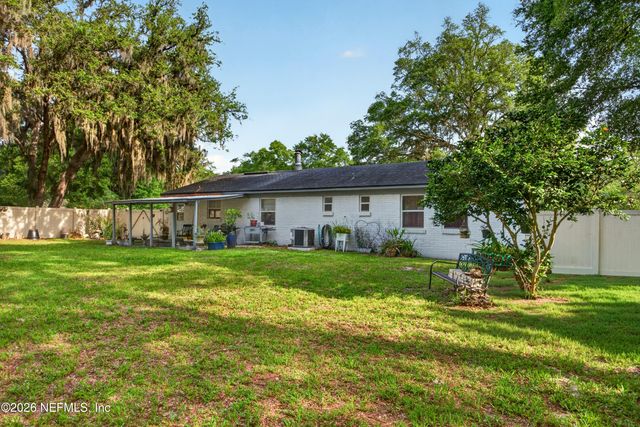 580 ARTHUR MOORE Drive, Green Cove Springs, FL 32043