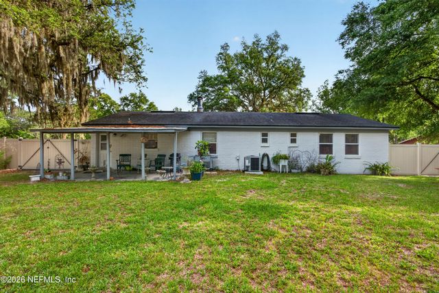 580 ARTHUR MOORE Drive, Green Cove Springs, FL 32043