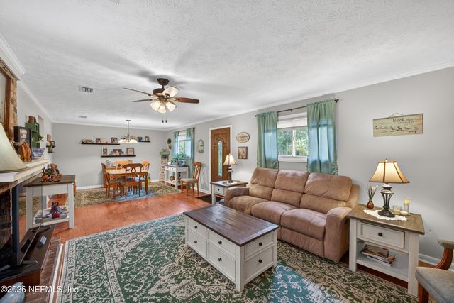 580 ARTHUR MOORE Drive, Green Cove Springs, FL 32043