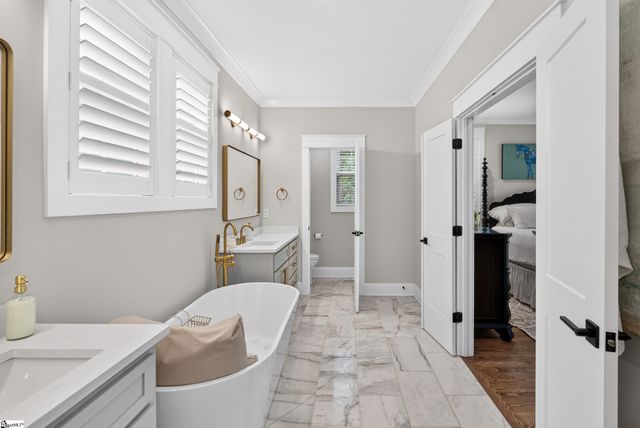 17 Pinehurst Drive, Greenville, SC 29609