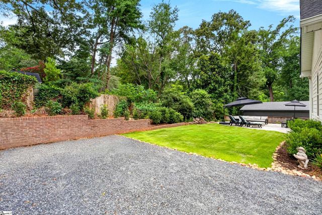 17 Pinehurst Drive, Greenville, SC 29609