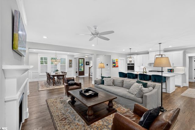 17 Pinehurst Drive, Greenville, SC 29609