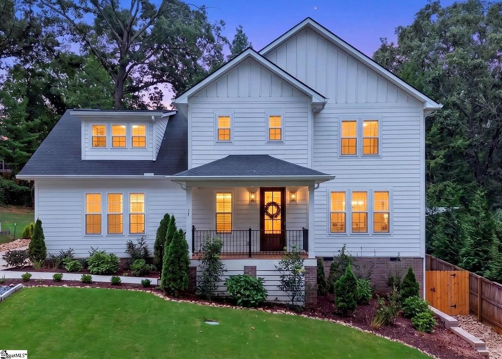 17 Pinehurst Drive, Greenville, SC 29609