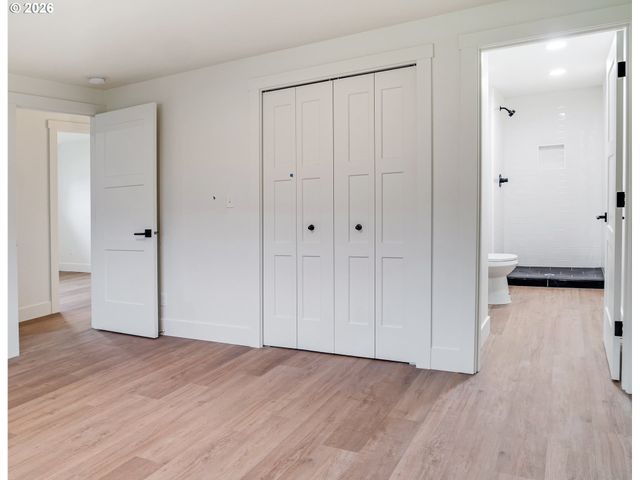 1218 Nw LAKE St, Newport, OR 97365