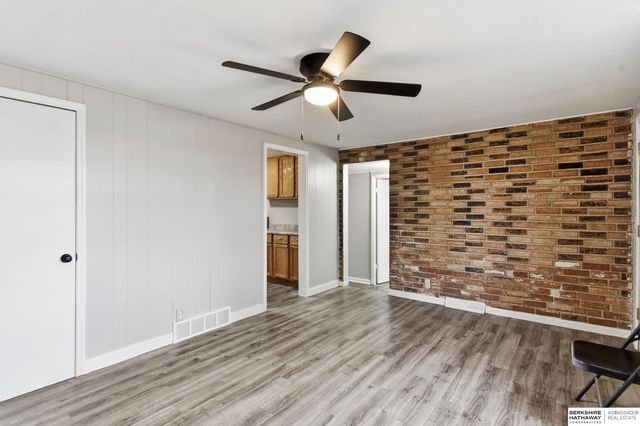 4429 Redick Avenue, Omaha, NE 68112