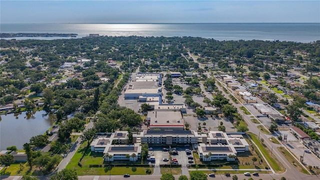 6100 12TH STREET S 107, St Petersburg, FL 33705