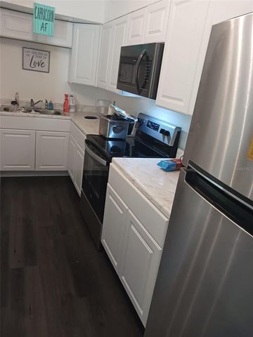6100 12TH STREET S 107, St Petersburg, FL 33705