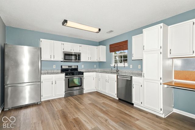 4215 Tarpon Bay Drive, Westfield, IN 46062
