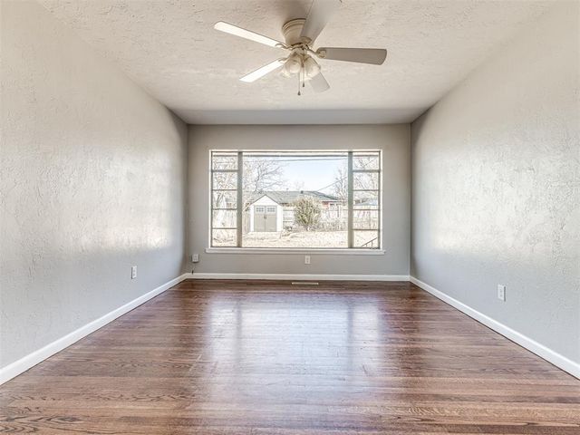 237 W Rose Drive, Midwest City, OK 73110