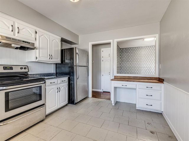 237 W Rose Drive, Midwest City, OK 73110