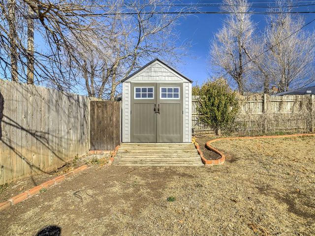 237 W Rose Drive, Midwest City, OK 73110